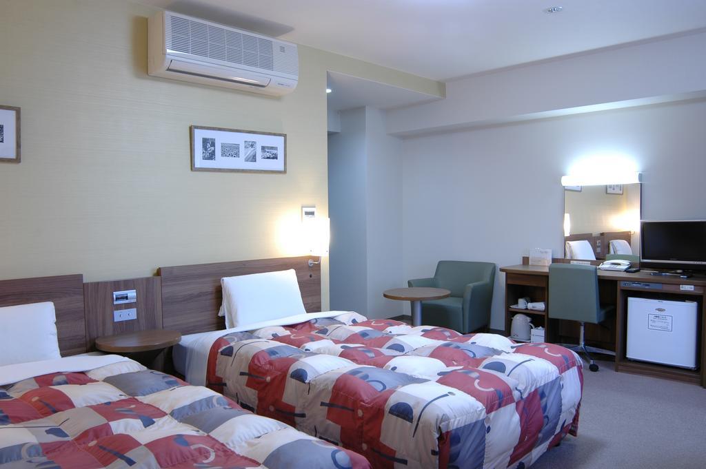 Hotel Econo Tsu Station Exterior photo